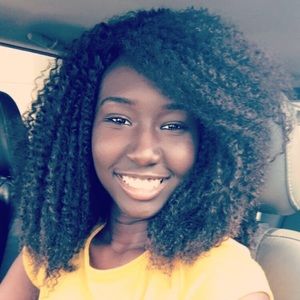 Meet your Posher, Liz